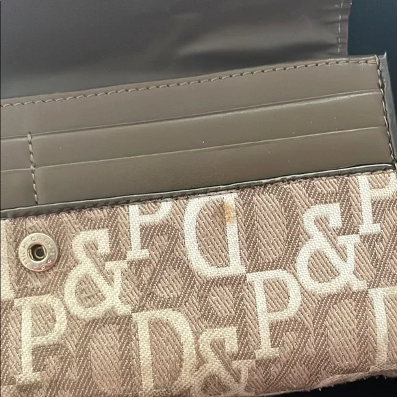Pinky and Dianne Brown Monogram Wallet - Picture 6 of 11
